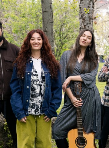 Акустична вечер в Cardamon